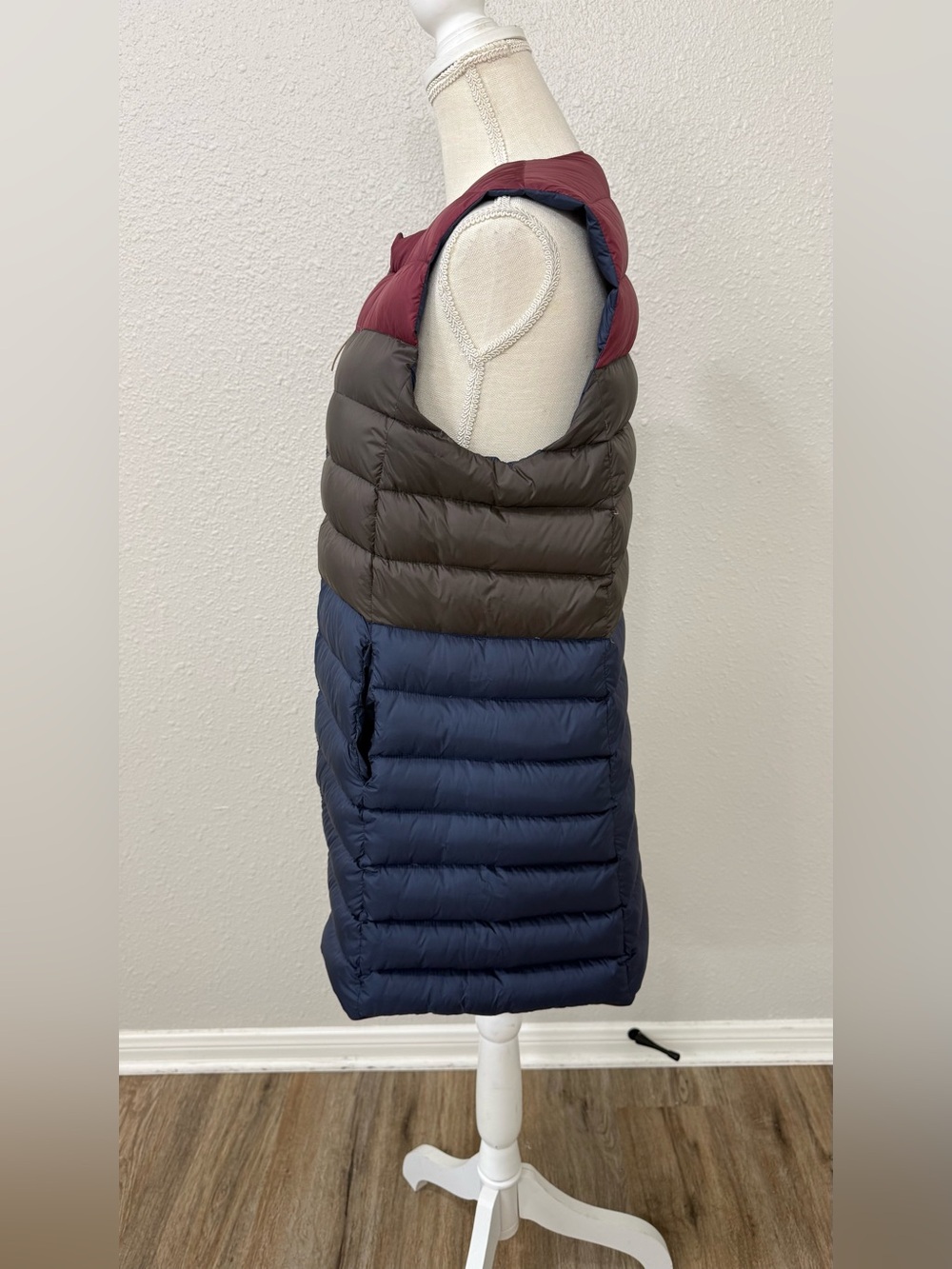 Maliparmi Reversible Long Puffer Vest Women’s 42 Navy Colorblock Lightweight S - Picture 3 of 12